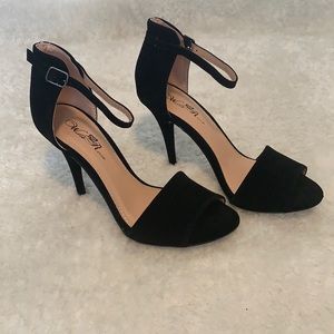 Black Ankle Strap Sandals